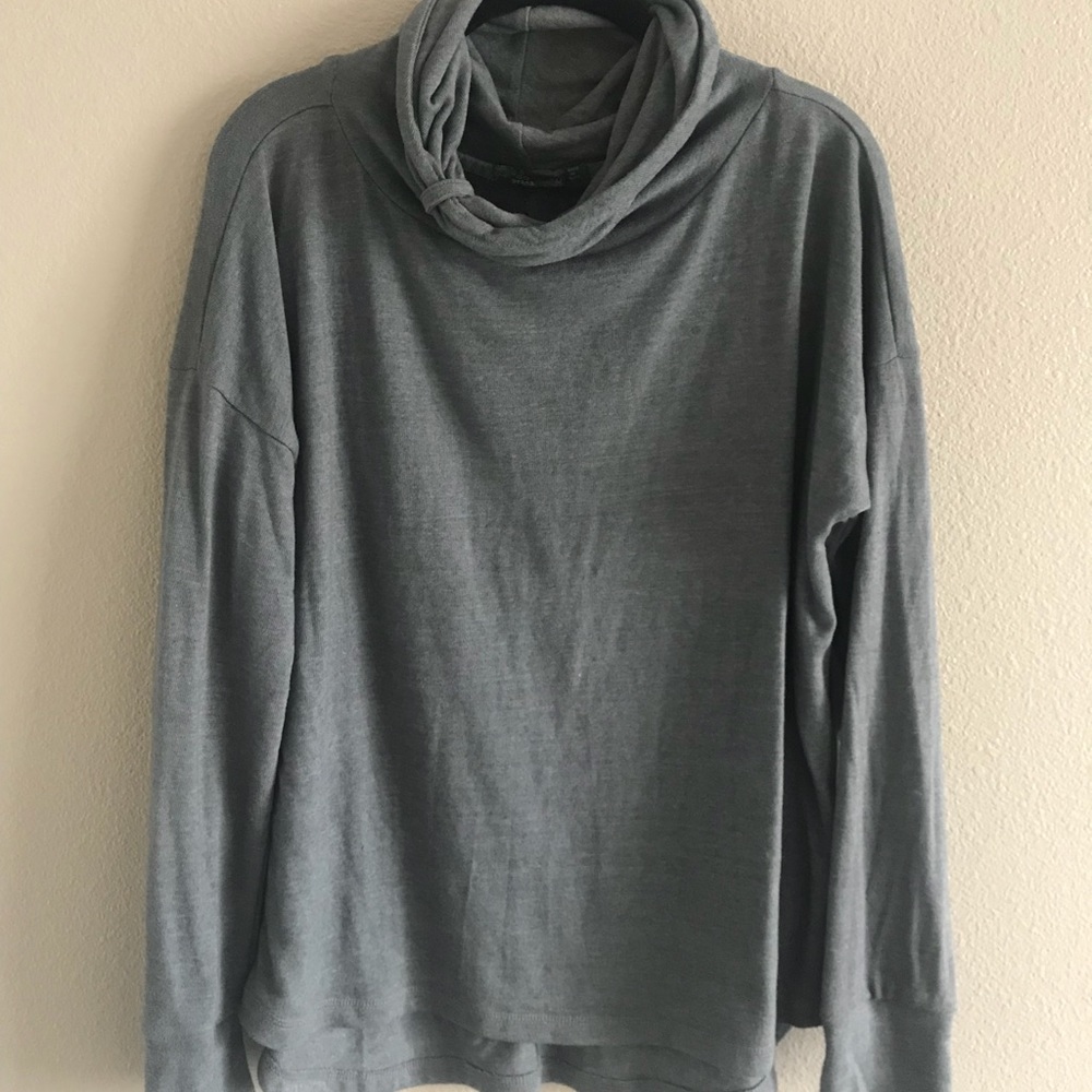 Prana gray turtle / cow neck long sleeve